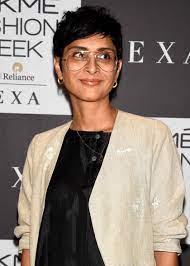 The two welcomed their first son azad rao khan through surrogacy in 2011. Kiran Rao Wikipedia