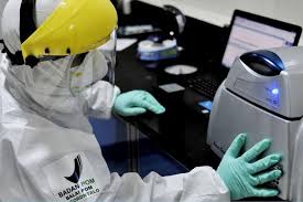 Bila anda membalikkan bagian dalam sarung tangan sebelah kiri keluar, maka sarung tangan itu pas di tangan kanan? Klaim Obat Covid 19 Hadi Pranoto Dari Disebut Hoaks Hingga Pembodohan Halaman All Kompas Com