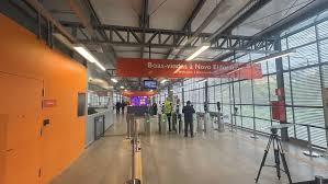 Com Zema, Marília Campos e ministro de Lula, nova estação do Metrô de BH é inaugurada