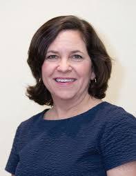 Ella Bush's Instagram, Twitter & Facebook