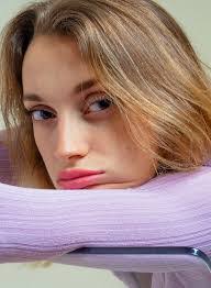 Sarah Florez's Instagram, Twitter & Facebook