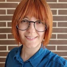 Laura Toribio's Instagram, Twitter & Facebook