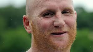 Former Celtic star John Hartson to bare all in Full Monty strip for men's  cancer awareness