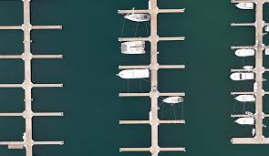 The Hot Job Market Won T Last Forever I Cannot Stress This Enough Today The Job Market Is Excellent It S Th Powerful Love Spells Marketing Jobs Free Photos