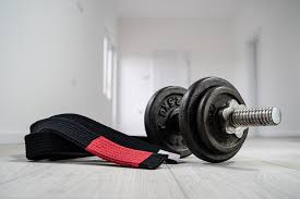 あると便利なトレーニングアイテム6選。筋トレや有酸素運動の効果や ...