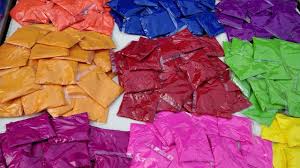 Pewarna yang menambah selera makan itu seringkali terbuat dari bahan kimia berbahaya. Ciri Makanan Menggunakan Pewarna Tekstil Waspada Bahayanya Hot Liputan6 Com