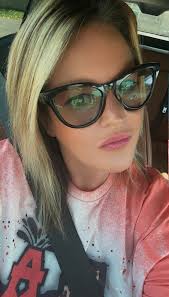 Good morning! Can you add me a nice sexy glasses