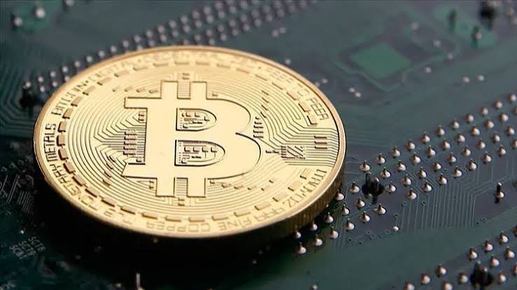 Rusya Kripto Paralara Göz Kırptı: Bitcoin, Ethereum ve USDT İçin Yeni Dönem Başlıyor