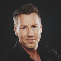 200+ perfiles de «Kowal»