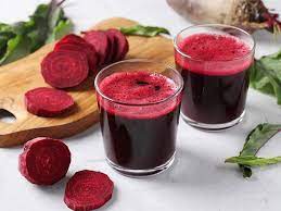 घर में पड़ी है चुकंदर जिसे खा नहीं रहा कोई तो बालों में लगाएं Beetroot  Juice होगें ये कमाल के फायदे | TheHealthSite.com हिंदी