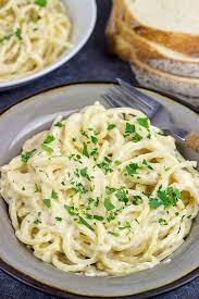 Creamy garlic penne pastaimage (i.imgur.com). Garlic Parmesan Sauce