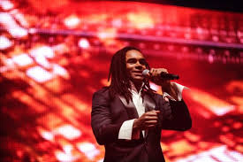 Er lebte in fürth, hatte mit frontmann fabrice morvan noch kontakt. Milli Vanilli Fab Morvan John Davis Band