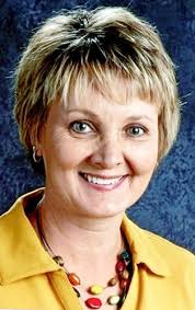 Linda Kay (Amundson) Moen