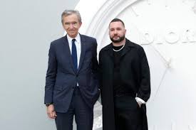 Bernard arnault is france's richest man and the mastermind behind the world's biggest luxury group. Bernard Arnault Passes Bill Gates As World S 2nd Richest Person