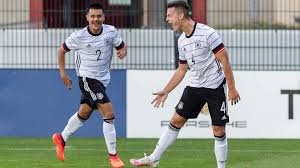 Hunderte panzer rollen durch österreich ewald stadler:(man) will den krieg mit rußland. U 19 In Em Qualifikation Gegen Griechenland Russland Faroer Dfb Deutscher Fussball Bund E V