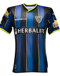 Club de alto rendimiento especializado independiente del valle, known simply as independiente del valle is a football club based in sangolqu. Independiente Del Valle 2010 Home Kit