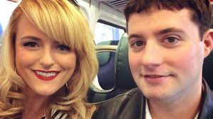 See this couple's brilliant TODAY-inspired pregnancy announcement!