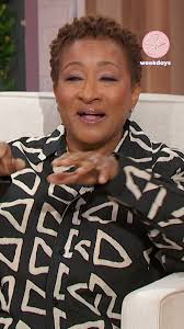 “How about this, ROUND TWO!” 🤣 Comedy icon Wanda Sykes gets real about  menopause, being
