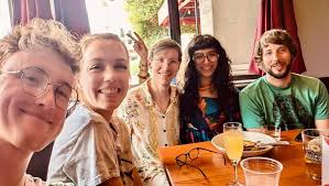 Gimme a man after Christmas! @whiteoakmh 🎄🪩♥️