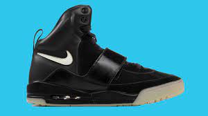 Kanye west wore nike shoes when he stepped out in the newly announced first product of his gap and yeezy collaboration. A Pair Of Kanye S Nike Air Yeezys Are Selling For 100 000 Gq