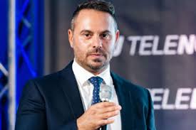 Il nuovo logo di radio norba è stato concepito con l'obiettivo di essere sempre più digitale e multi piattaforma, ma senza trascurare l'aspetto empatico ed emozionale, elementi caratterizzanti dell'offerta editoriale. Radionorba Fatturato 2019 A 5 Rebranding Per Radionorba Music