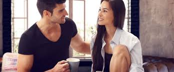 Hevig en diep ademhalen is daarom nog een duidelijk lichaamssignaal dat een man je stiekem leuk vindt. 20 Dingen Die Mannen Doen Als Hij Je Echt Leuk Vindt Welkedatingsites Nl