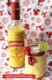 Christmas Retro Cocktails With Aldi Advocaat Recipe Boozy Drinks Mixed Drinks Recipes Christmas Drinks