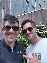 Love meeting new people and learning from the best.