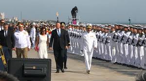Moment destul de rușinos pentru premierul florin cîțu, la ceremonia de ziua marinei. Ziua Marinei Romane 2019 DedicatÄƒ Navei È™coalÄƒ Mircea Care A Implinit 80 De Ani