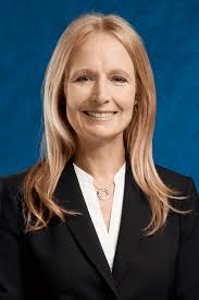 Karla Gray's Instagram, Twitter & Facebook