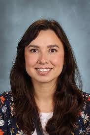 Elizabeth Fikes's Instagram, Twitter & Facebook