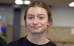 Central's Brinkley Lewis sets record with pole vault win