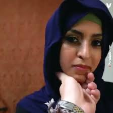 GeenStijl: Trending in Duitsland: refugee pr0n