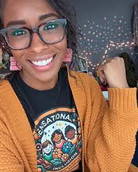 Maryanne Barrett's Instagram, Twitter & Facebook