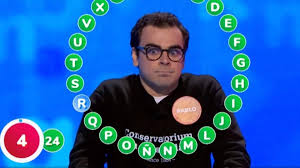 The title is a portmanteau of the spanish verb pasar, pass, and palabra, literally word. Pasapalabra El Gesto De Pablo Diaz Que Le Ha Costado Una Oleada De Criticas