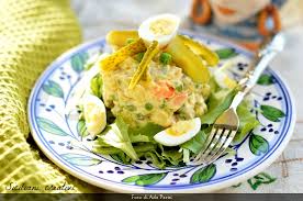 Preparazioni con pasta sfoglia, tramezzini, piatti più o meno elaborati o ancora antipasti vegetariani natalizi. Antipasti Di Natale 20 Ricette Da Preparare In Anticipo Siciliani Creativi In Cucina