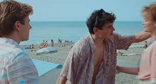 Ben macht sich einfach aus dem staub, setzt sich auf sein altes motorrad (norton commando 850) und fährt los. Summer Of 85 2020 Ete 85 28202029 0135 High Quality Movie Screencaps Gallery
