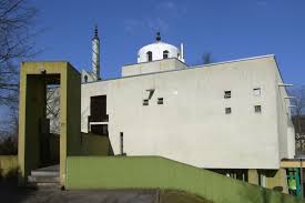 Jetzt das video teilchen bilden ramadan kareem handschriftliche beschriftung mit moschee herunterladen. Mihrab Und Moderne Moscheenbau In Deutschland