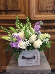 Shabby Chic Floral Design Great For A Gift To Spruce Up Your Office Or Home Floral Floral Design Amazing Flowers