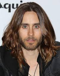 Getting Jared Leto S Surfer Curls Is One Of The Easiest And Most Attractive Styles For Men With Lon Jared Leto Long Hair Long Hair Styles Men S Long Hairstyles