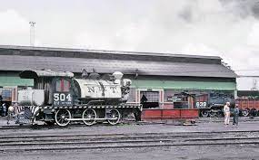 File:NdeM 0-6-0T 639 and (NdeT) 504 in Valle de Mexico yard near the  roundhouse, Tlalnepantla, Mexico on September 10, 1966 (33504128823).jpg -  Wikimedia Commons