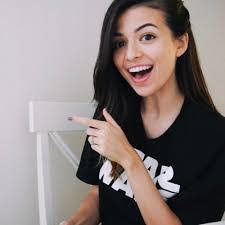 Grace Colley's Instagram, Twitter & Facebook