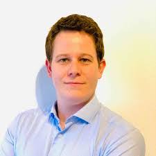 Dennis Renz's Instagram, Twitter & Facebook