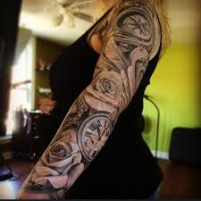 Pin Von Schennii Yenn Auf Tattoo Oberarm Tattoo Frauen Blumen Tattoo Ideen Frauen Tattoo Oberarm Frau