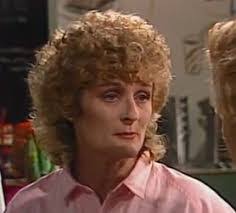 Elsa Stewart's Instagram, Twitter & Facebook