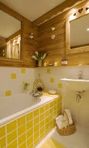 See more ideas about yellow bathrooms, bathroom design, bathroom interior. 33 Vintage Yellow Bathroom Tile Ideas And Pictures 2021