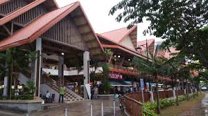 However, at the heart of geylang serai is one of the most bustling food hubs in singapore, geylang serai market & food centre. Geylang Serai Market And Joo Chiat Complex The Heartlander Tourist