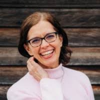 Michele Barney's Instagram, Twitter & Facebook