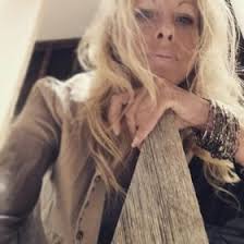 Sonia Hartman (soniaslakehouse)