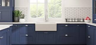 It does not have the risk of catching food, oils, or acid in pores, which can wear down your sink. What Is The Best White Kitchen Sink Directsinks